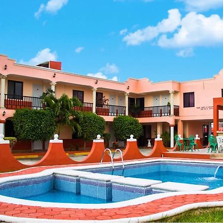 Hotel Hacienda Cortes Merida Bagian luar foto