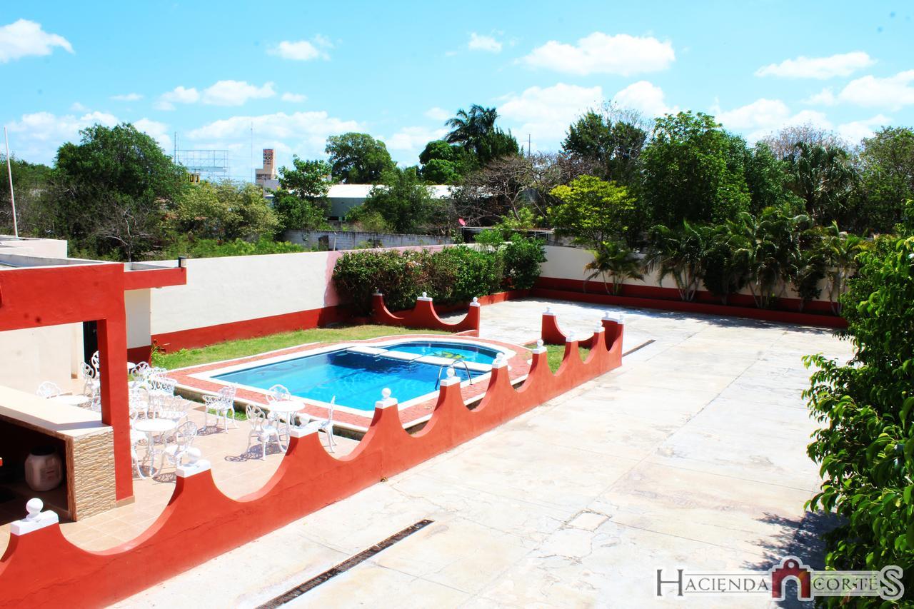 Hotel Hacienda Cortes Merida Bagian luar foto